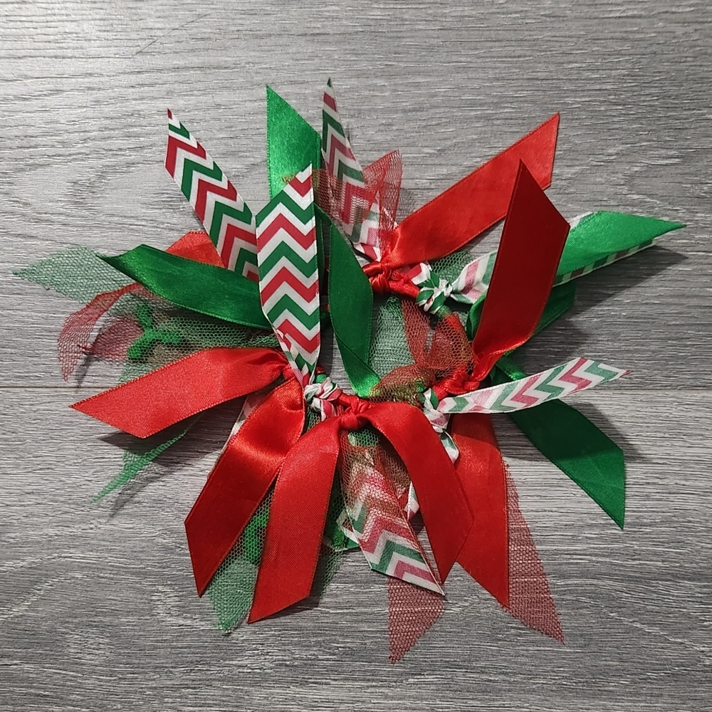 Holiday hair tie